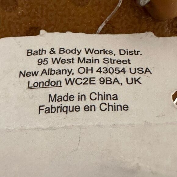 Bath & Body Works Smorrs Cracker Marshmallow Pocketbac Holder Keychain Dispenser - Picture 3 of 4